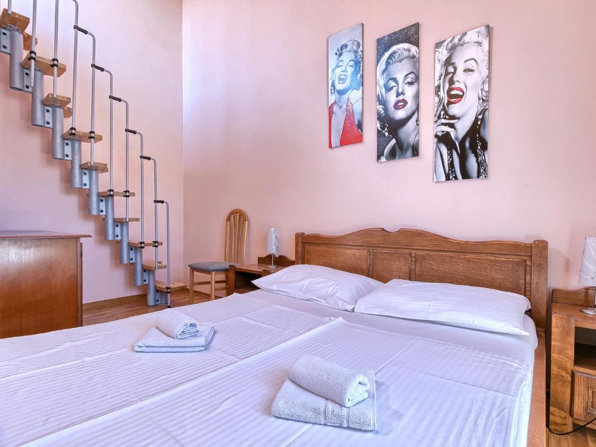 Ferienhaus Eldina - Pul485 By Interhome
